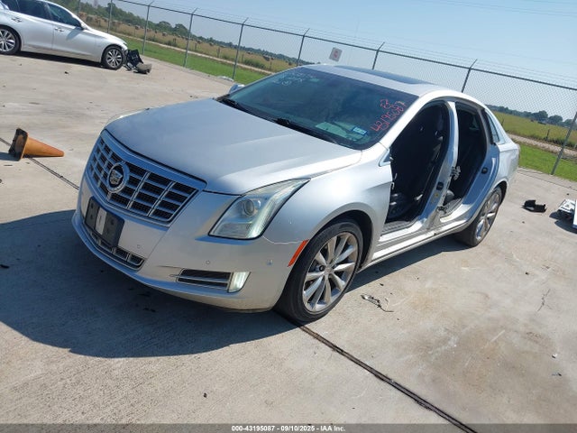 Cadillac lfx 2014 2G61M5S35E9302428 Image 2