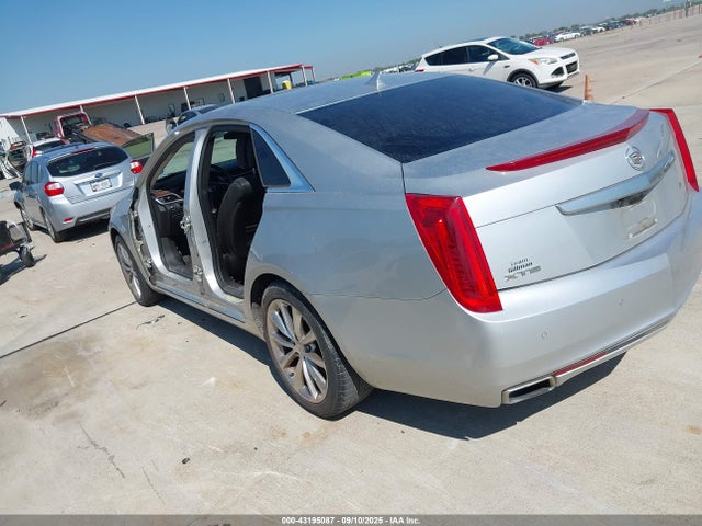 Cadillac lfx 2014 2G61M5S35E9302428 Image 3