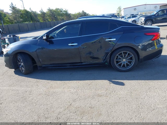 1N4AA6AP0GC397031 Nissan 2016