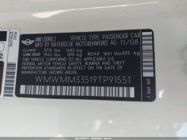 2009 MINI COOPER S CLUBMAN WMWMM33519TP91551 Photo 8