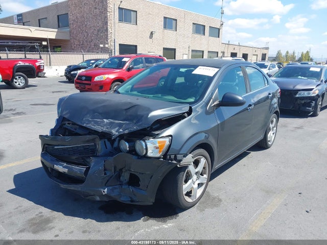 1G1JE5SG6E4126157 Chevrolet lwe