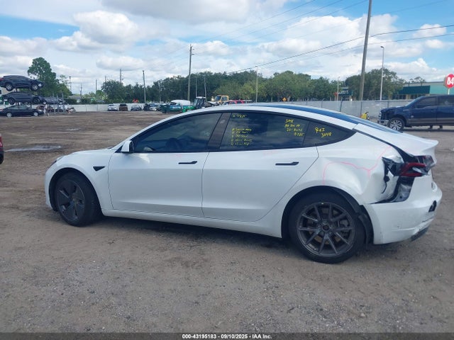 Tesla MODEL 3 2023 5YJ3E1EA3PF450601 Image 13