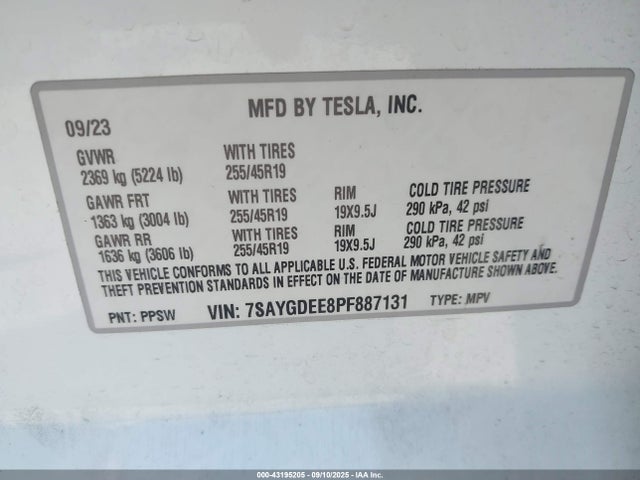 2023 TESLA MODEL Y 7SAYGDEE8PF887131 Photo 8