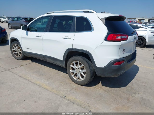 1C4PJLCS3FW584779 Jeep Cherokee