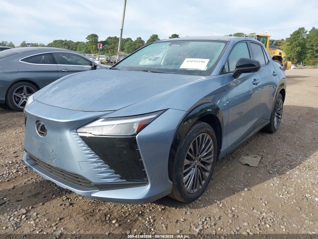 JTJAAAABXPA015744 Lexus Rz