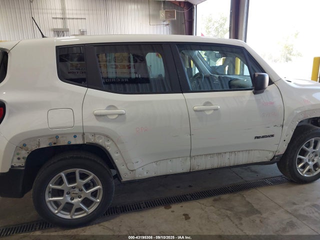 Jeep Renegade 2023 ZACNJDB17PPP70682 Image 31