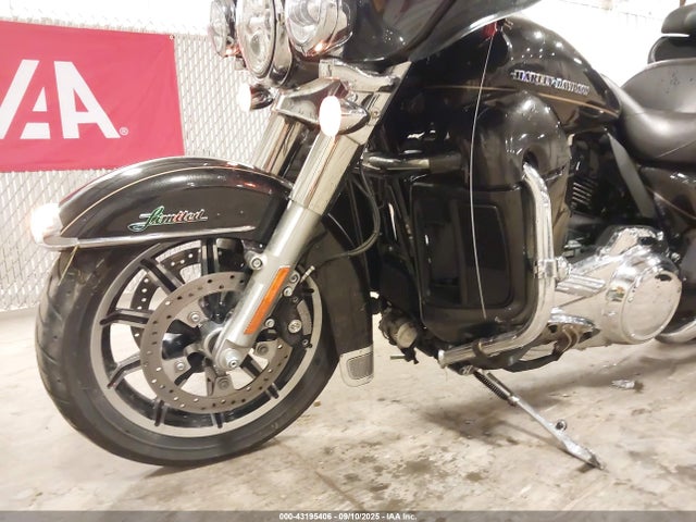 1HD1KED10HB621462 Harley-Davidson Ultra Limited