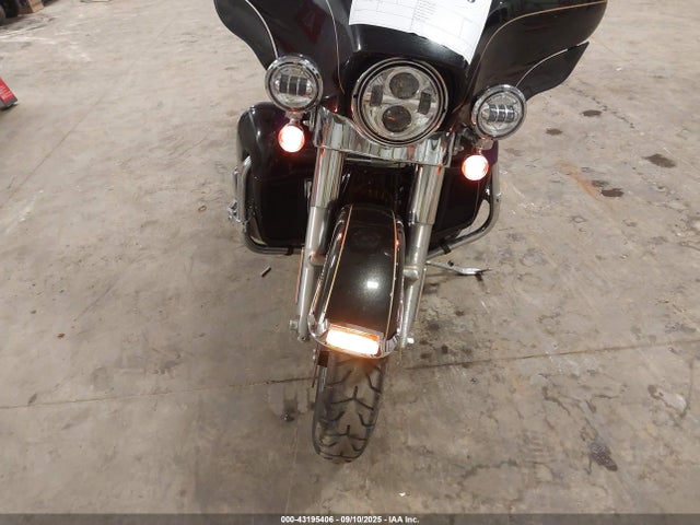 1HD1KED10HB621462 Harley-Davidson Ultra Limited