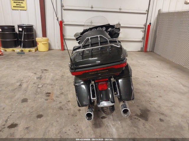 1HD1KED10HB621462 Harley-Davidson Ultra Limited