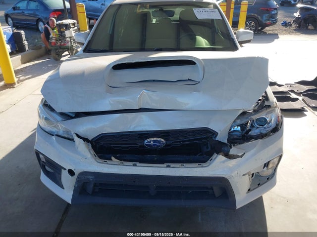 Subaru dib 2018 JF1VA1C67J9833001 Image 6