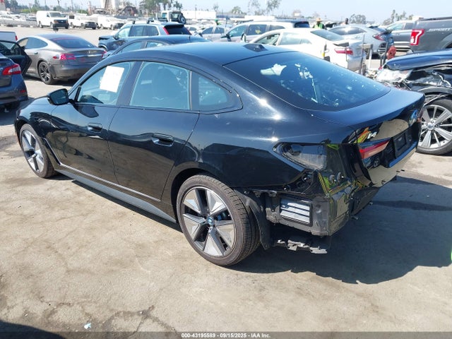 BMW 2023 2023 WBY43AW06PFP58677 Image 3
