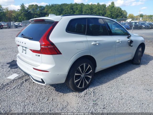 2025 VOLVO XC60 YV4M12RCXS1164020 Photo 3
