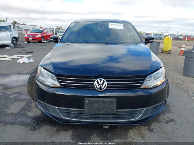 3VWD17AJ2EM327967 Volkswagen 2014