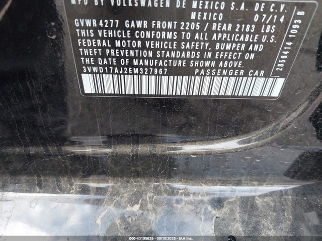 3VWD17AJ2EM327967 Volkswagen 2014