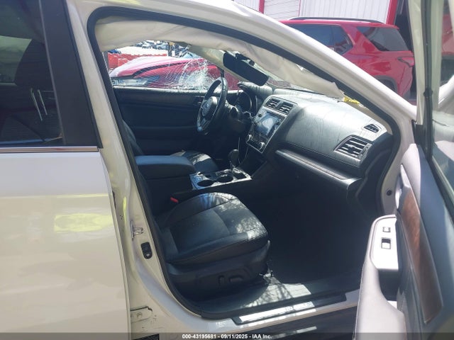 4S4BSANC0J3327330 Subaru u5
