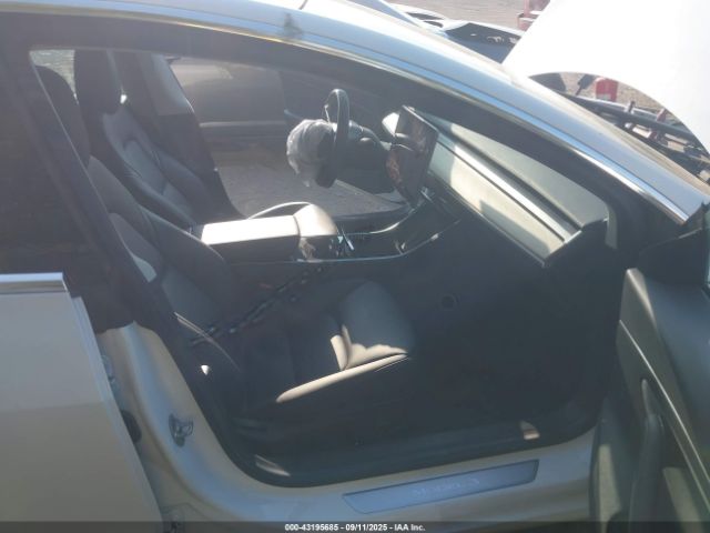 2020 TESLA MODEL 3 5YJ3E1EA4LF805690 Photo 4
