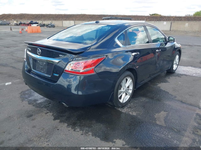 1N4AL3AP5EN230349 Nissan 2014