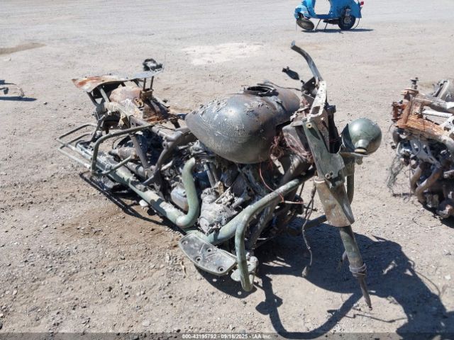 2011 HARLEY-DAVIDSON FLHTCU 1HD1FC411BB642076