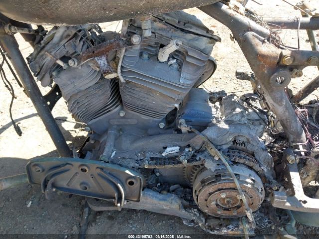 2011 HARLEY-DAVIDSON FLHTCU 1HD1FC411BB642076 Photo 8