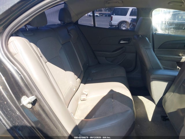 Chevrolet lkw 2014 1G11E5SL9EF297132 Image 8