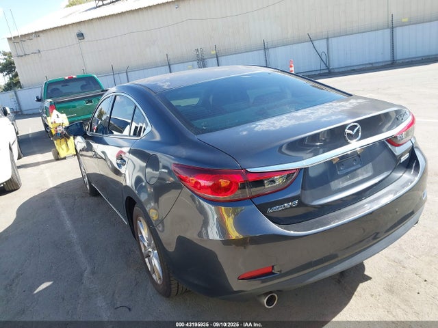 JM1GJ1U56G1428747 Mazda py