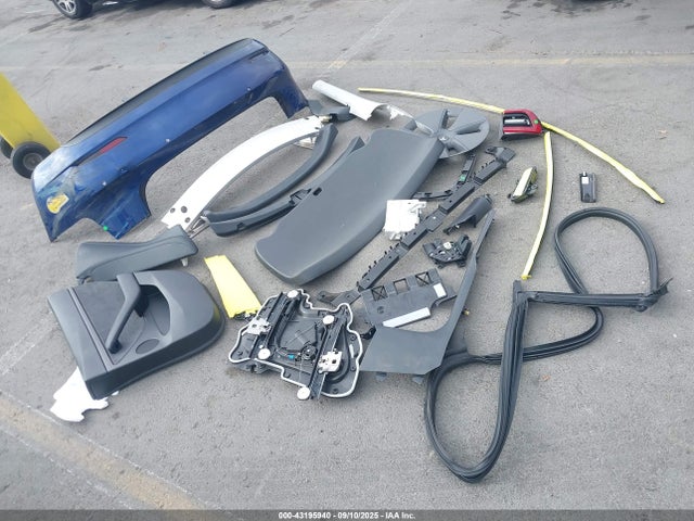 Tesla MODEL 3 2022 5YJ3E1EB1NF198692 Image 11