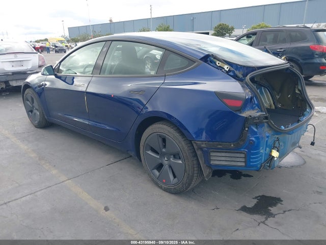 2022 TESLA MODEL 3 5YJ3E1EB1NF198692 Photo 2