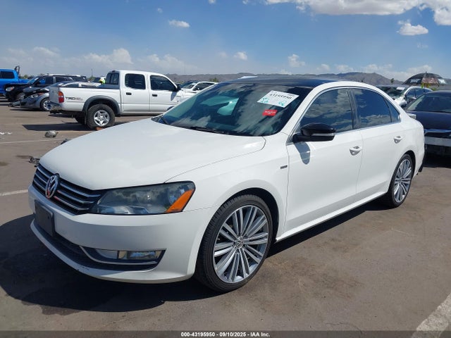 Volkswagen Passat 2015 1VWBT7A34FC079887 Image 2