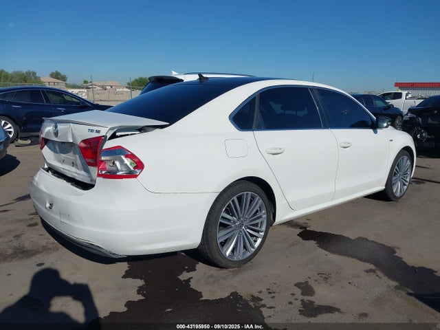 Volkswagen Passat 2015 1VWBT7A34FC079887 Image 4