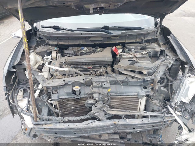 KNMAT2MV9HP541631 Nissan ROGUE S