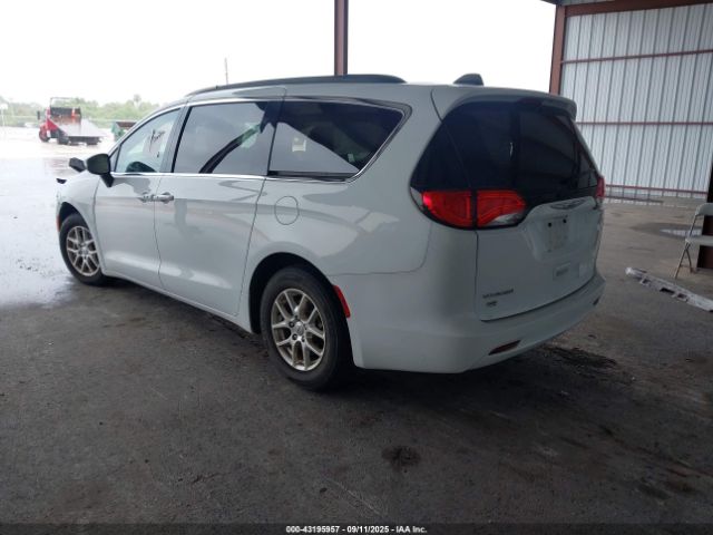 2021 CHRYSLER VOYAGER 2C4RC1DG1MR524216 Photo 2