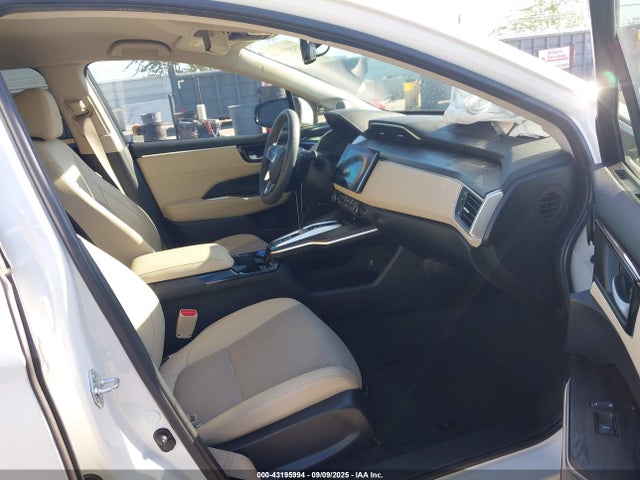 JHMZC5F18JC020779 Honda leb3(h4)