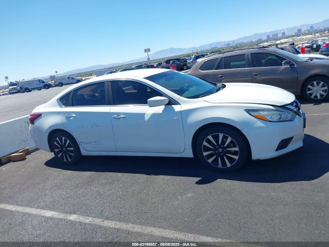 Nissan 2018 2018 1N4AL3AP1JC173069 Image 13