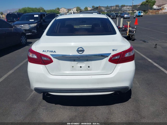 Nissan 2018 2018 1N4AL3AP1JC173069 Image 16