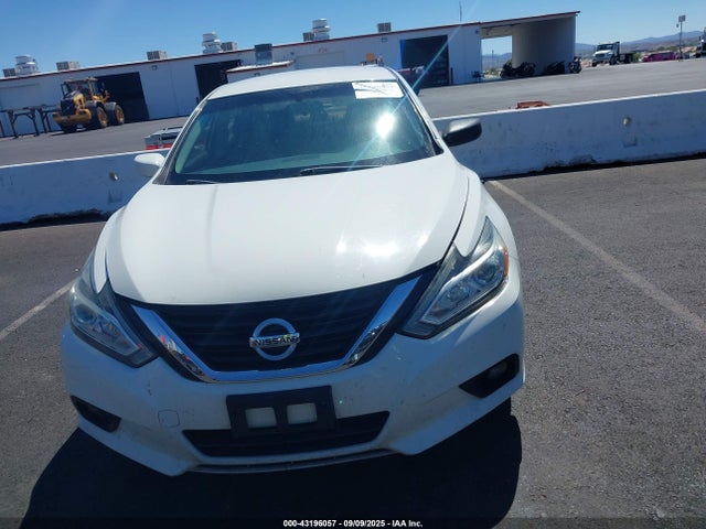 Nissan 2018 2018 1N4AL3AP1JC173069 Image 17