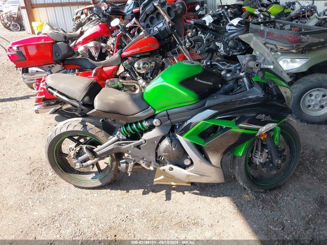 Kawasaki Ninja 650 2016 JKAEXEF10GDA29609 Image 11