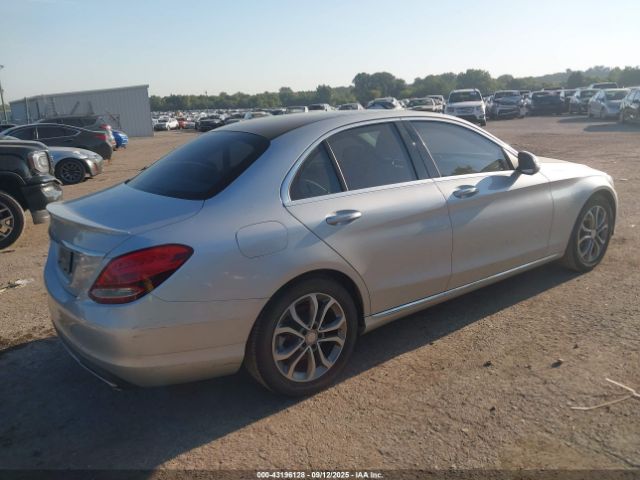 2016 MERCEDES-BENZ C 300 55SWF4JB6GU128298 Photo 3