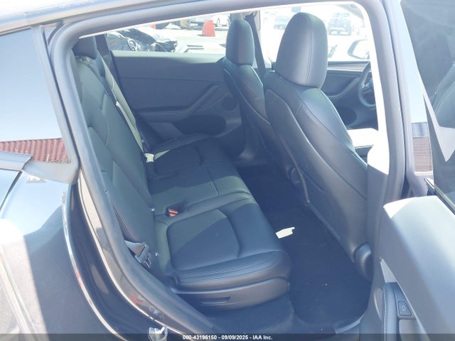 2024 TESLA MODEL Y 7SAYGAEE8RF211201 Photo 7