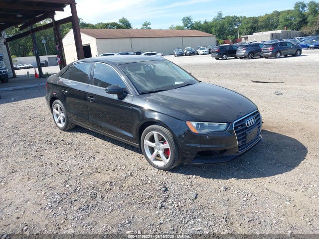 2016 AUDI A3 WAUB8GFF9G1031898 Photo 0