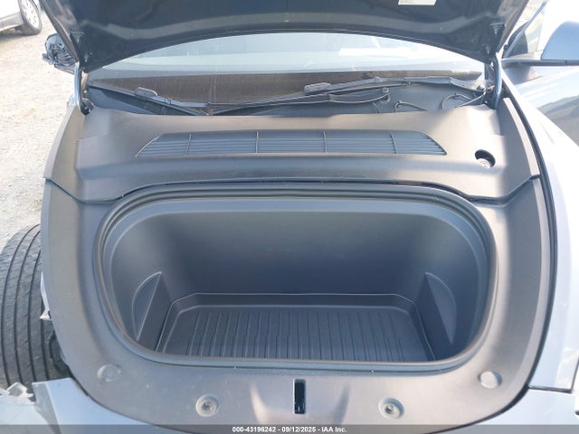 7SAYGDEE2PF752100 Tesla Model Y
