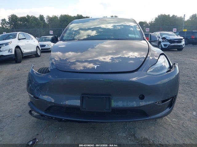 7SAYGDEE2PF752100 Tesla Model Y