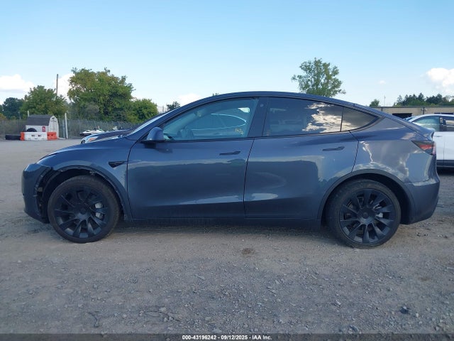 7SAYGDEE2PF752100 Tesla Model Y