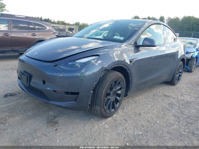 7SAYGDEE2PF752100 Tesla Model Y