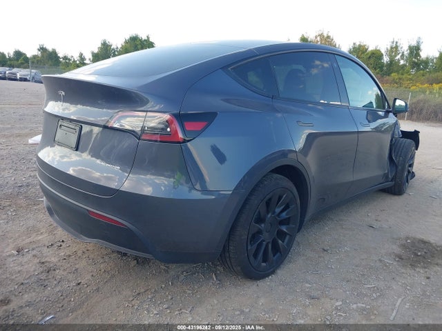7SAYGDEE2PF752100 Tesla Model Y