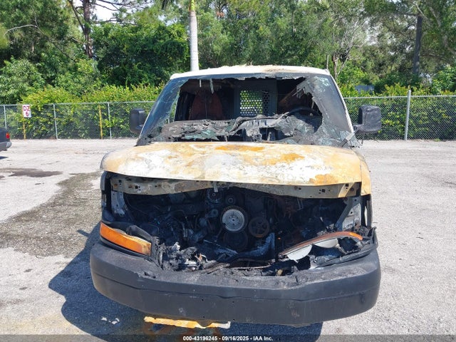 43196245 :رقم المزاد ، 1GCSGAFX3E1112467 vin ، 2014 Chevrolet Express 1500 Work Van مزاد بيع