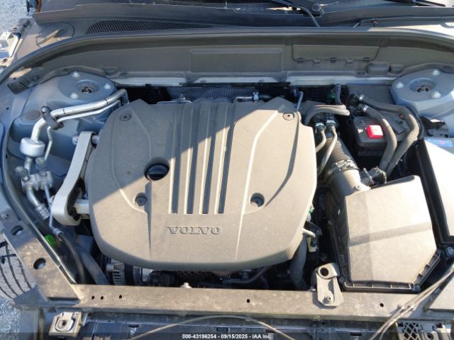2022 VOLVO XC60 YV4L12RL7N1018285 Photo 9