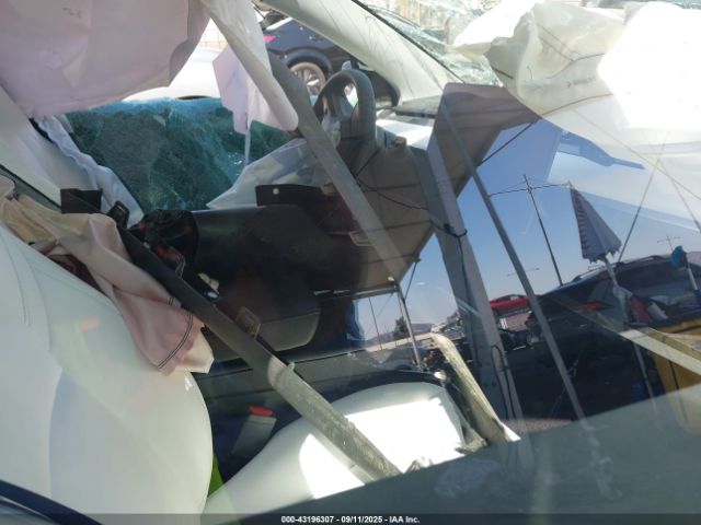 2025 TESLA MODEL Y 7SAYGDEF1SF245917 Photo 4