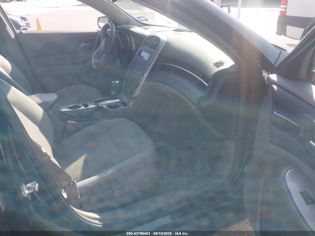Chevrolet lkw 2015 1G11B5SL0FF339410 Image 5