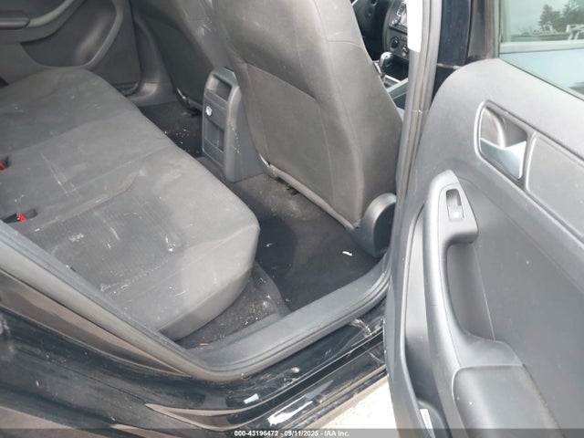 Volkswagen 2015 2015 3VW2K7AJ4FM203897 Image 8