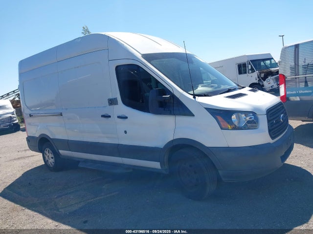 1FTBW2XM2JKB38172 Ford 2018